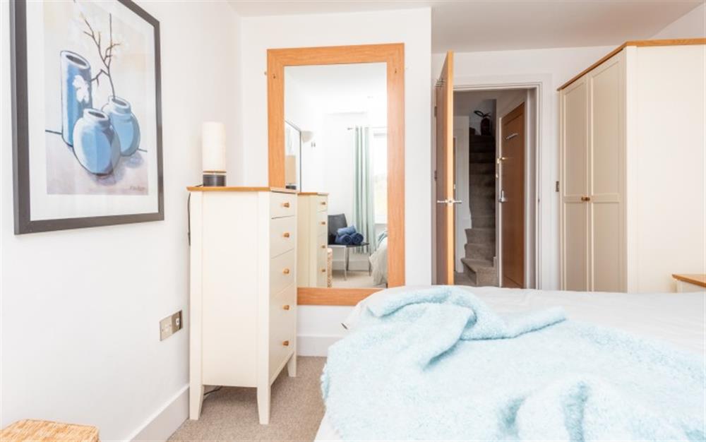 One of the 2 bedrooms at 5 Westcliff Apartment in Looe