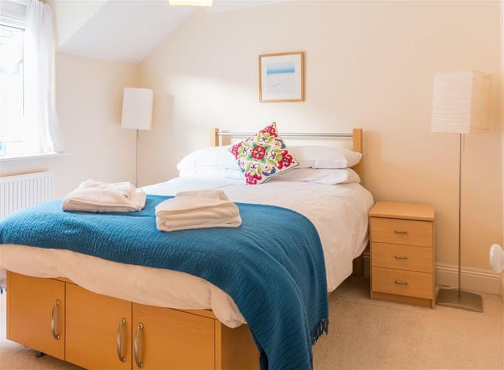 Double bedroom (photo 3) at 50 Moorings Reach in Brixham, South Devon