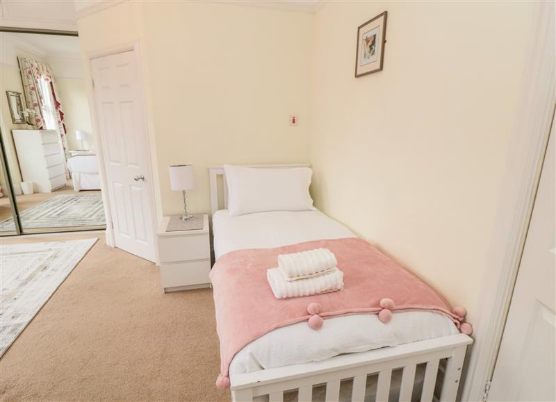 This is a bedroom (photo 2) at 50 West Street Edelweiss, Scarborough