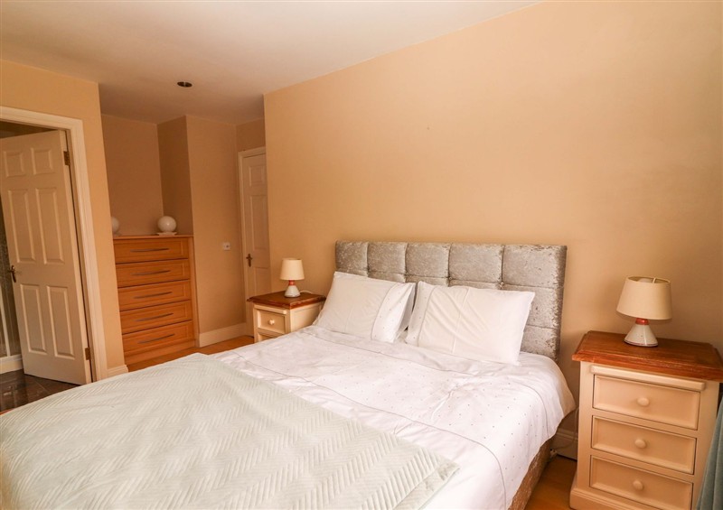 A bedroom in 51 Woodview Park (photo 2) at 51 Woodview Park, Tralee