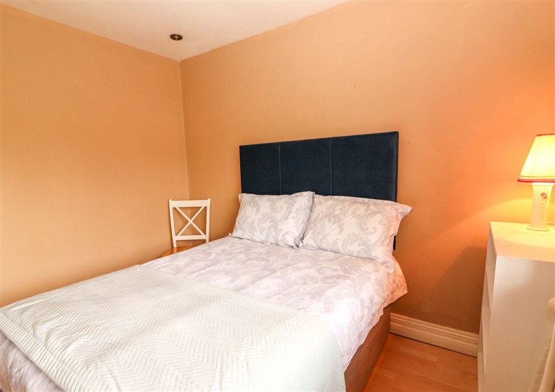 A bedroom in 51 Woodview Park (photo 3) at 51 Woodview Park, Tralee