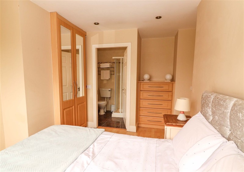 One of the bedrooms (photo 2) at 51 Woodview Park, Tralee