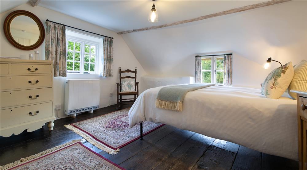 The double bedroom at 524 Pamphill Green Cottage in Wimborne, Dorset