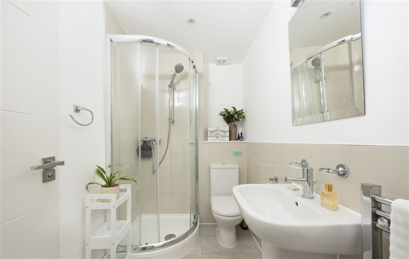 Bathroom at 55 Una, Cornwall