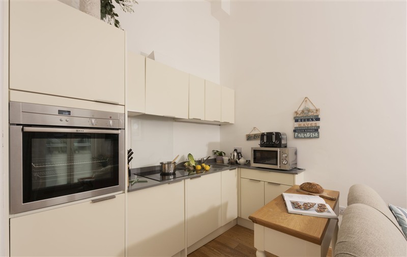 The kitchen at 55 Una, Cornwall