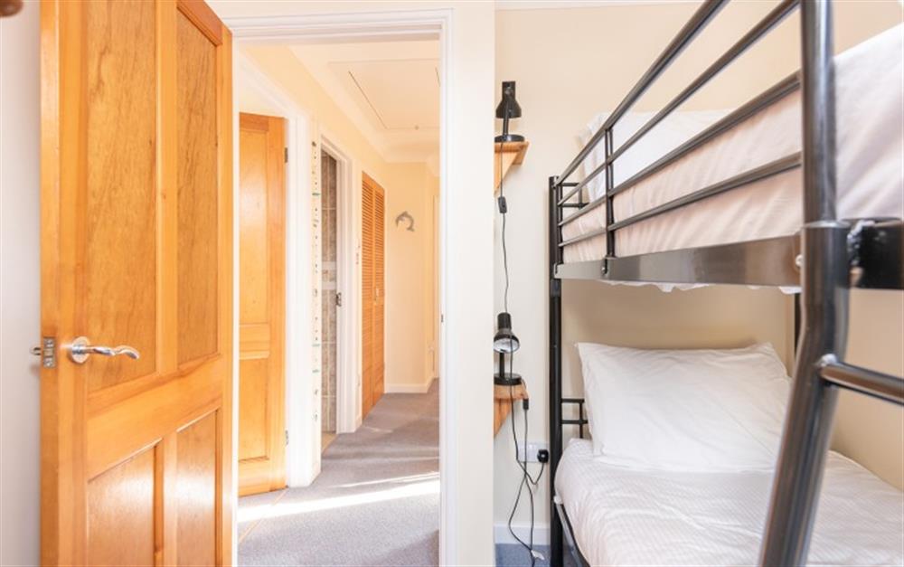 The bunk beds are 3ft. at 55 Upper Maen Cottage in Maenporth
