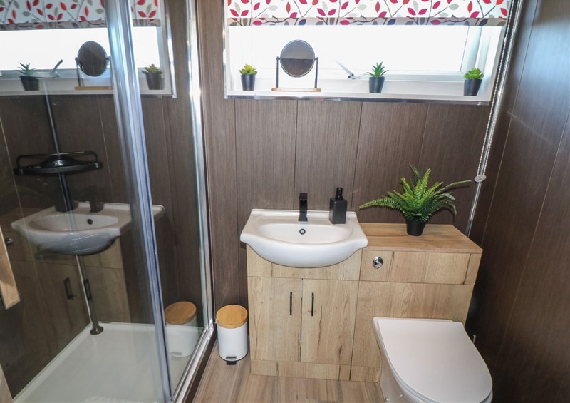 The bathroom at 56 Cherry Park Chalet, Chapel St Leonards