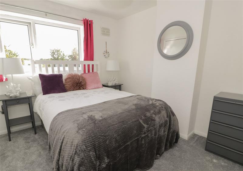 One of the 4 bedrooms (photo 2) at 56 High Street, Cemaes Bay