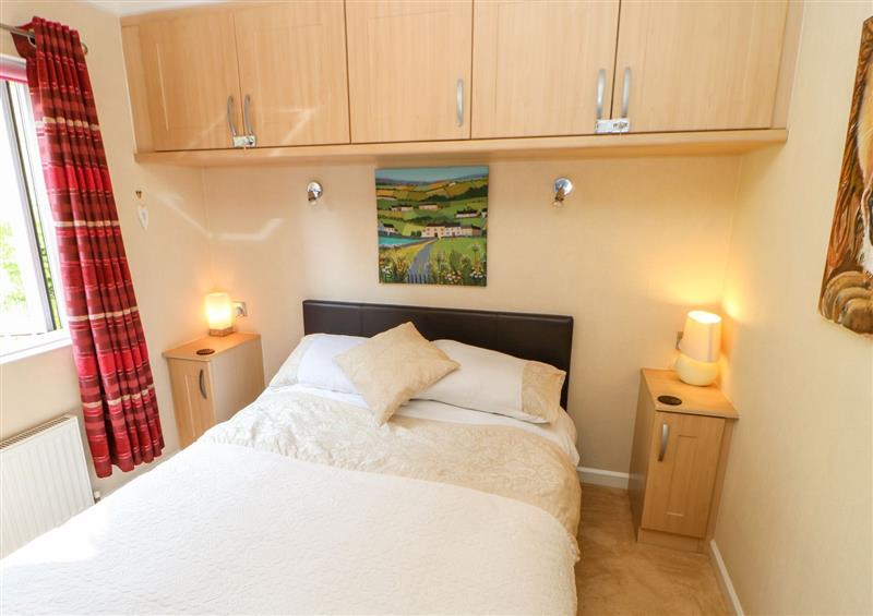 One of the 2 bedrooms at 6 Badgers Retreat, Tunstall near Richmond