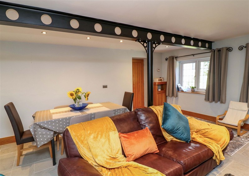 Inside (photo 2) at 6 Brook Court, Thulston near Derby