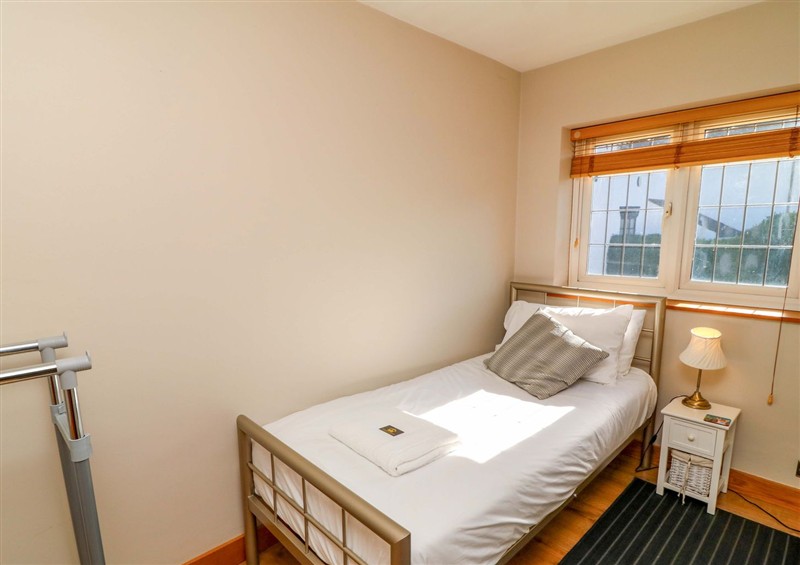 One of the bedrooms at 6 Brook Court, Thulston near Derby