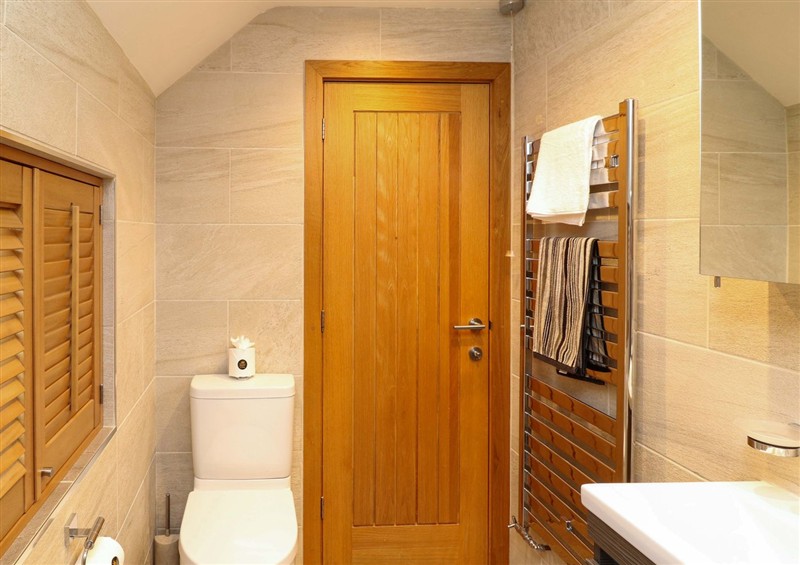 The bathroom at 6 Brook Court, Thulston near Derby