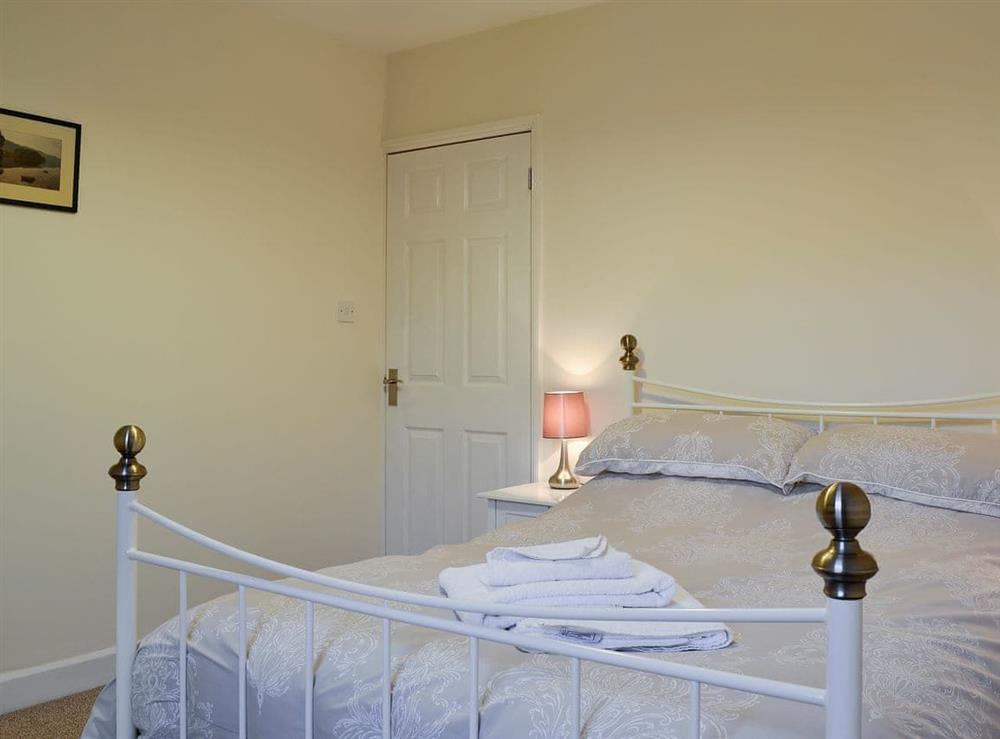 Lovely romantic double bedroom at 6 Catherine Cottages in Keswick, Cumbria