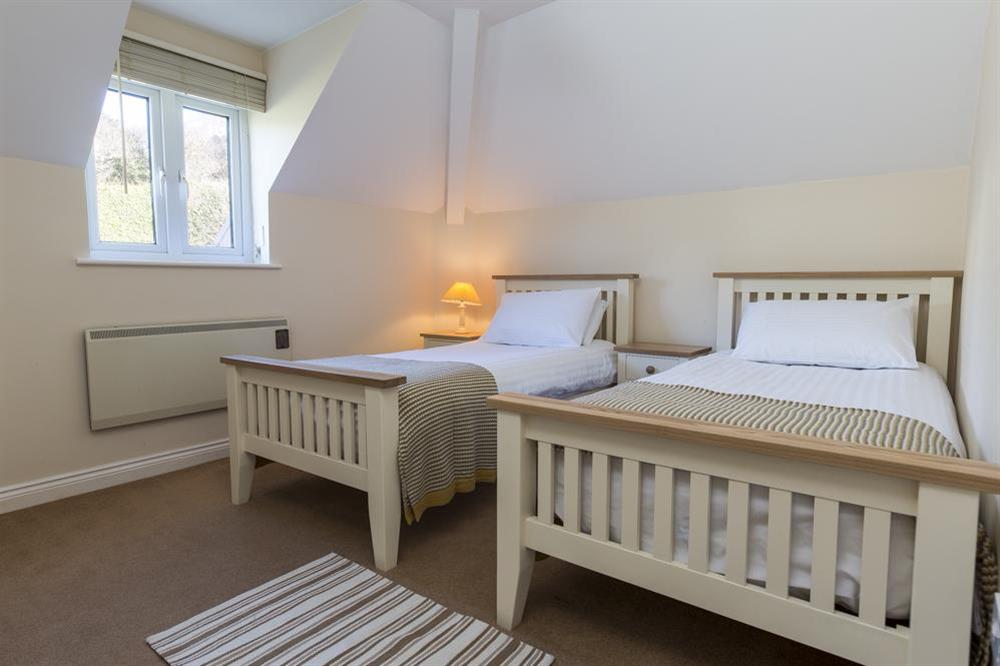 Lovely twin bedroom with two new (2017) single beds at 6 Chichester Court in Hope Cove, Nr Kingsbridge