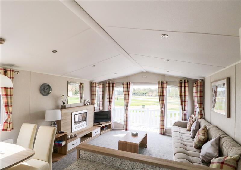Relax in the living area at 6, Foxburrow Hang, Fritton near Belton