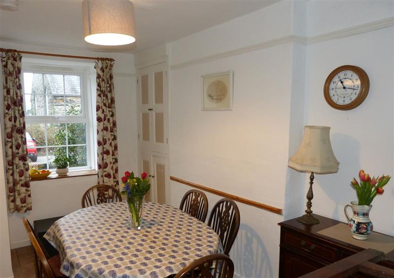 This is the dining room at 6 Glyn Terrace, Borth-Y-Gest near Porthmadog