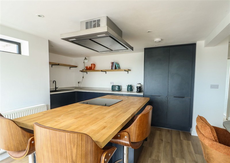 Kitchen at 6 Gwelfor Estate, Cemaes Bay