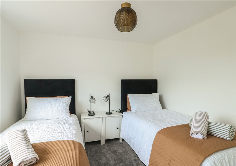 One of the 2 bedrooms at 6 Gwelfor Estate, Cemaes Bay
