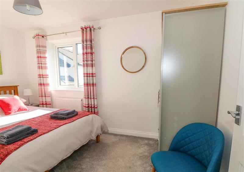 Bedroom at 6 Hunters Green Close, Chinley