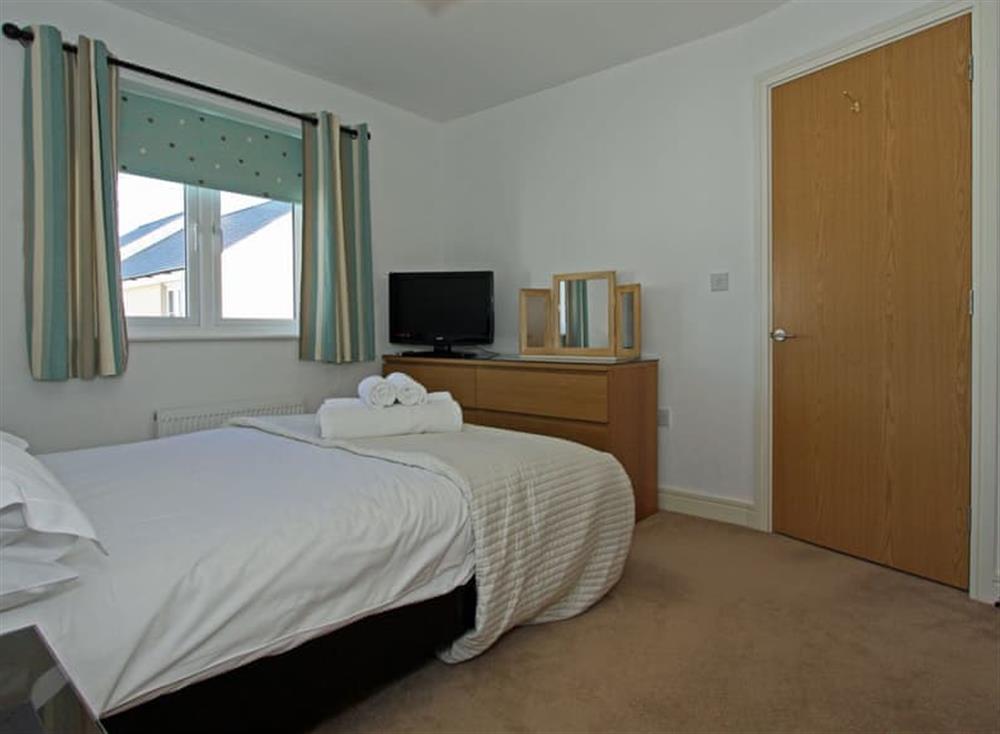 Double bedroom (photo 2) at 6 Jubilee Close in North Cornwall, Padstow & Wadebridge