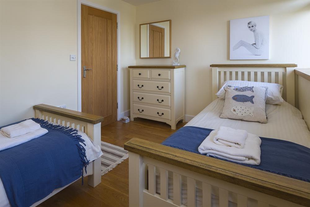 Twin bedroom (on the lower level) (photo 2) at 6 Knowle Court in , Salcombe