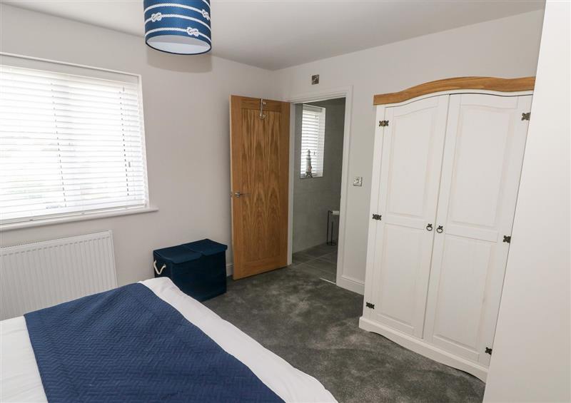 One of the 3 bedrooms at 6 Meadow Gardens, Kilgetty