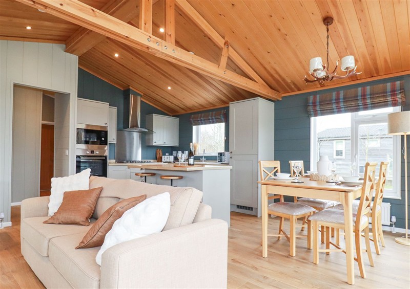 Kitchen at 6 Meadow Retreat, Dobwalls