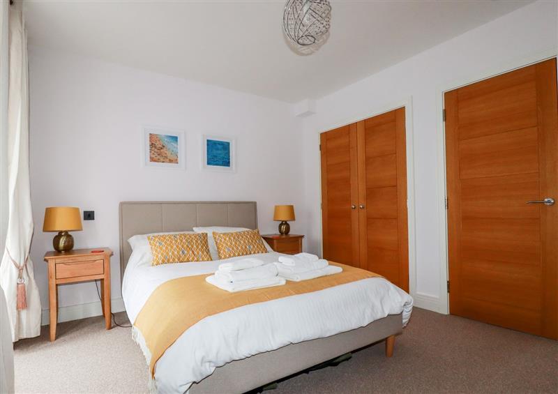 A bedroom in 6 Ocean Heights (photo 3) at 6 Ocean Heights, Newquay