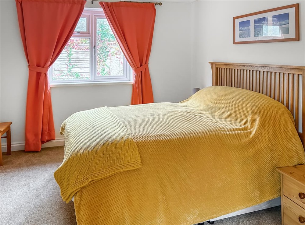 Double bedroom at 6 The Cove in Mullion, Cornwall