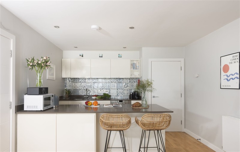 The kitchen (photo 2) at
