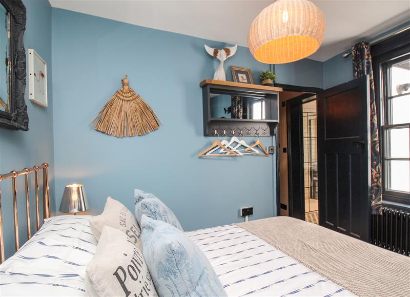One of the 2 bedrooms at 6 The Terrace, Brewers Quay Harbour
