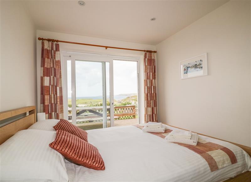 A bedroom in 6 The Watermark at 6 The Watermark, Porth
