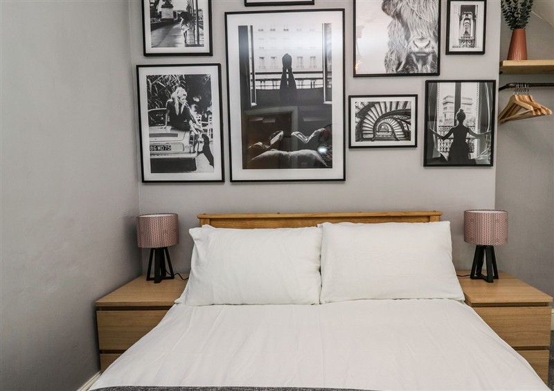 One of the 3 bedrooms at 6 Upperfield Street, Dolgellau