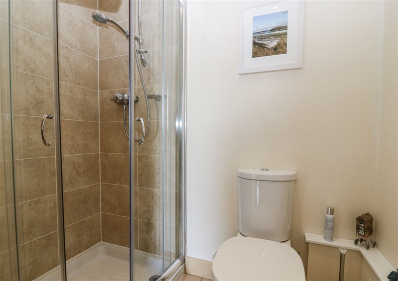 Bathroom at 6A Pitlethie Steading, Leuchars
