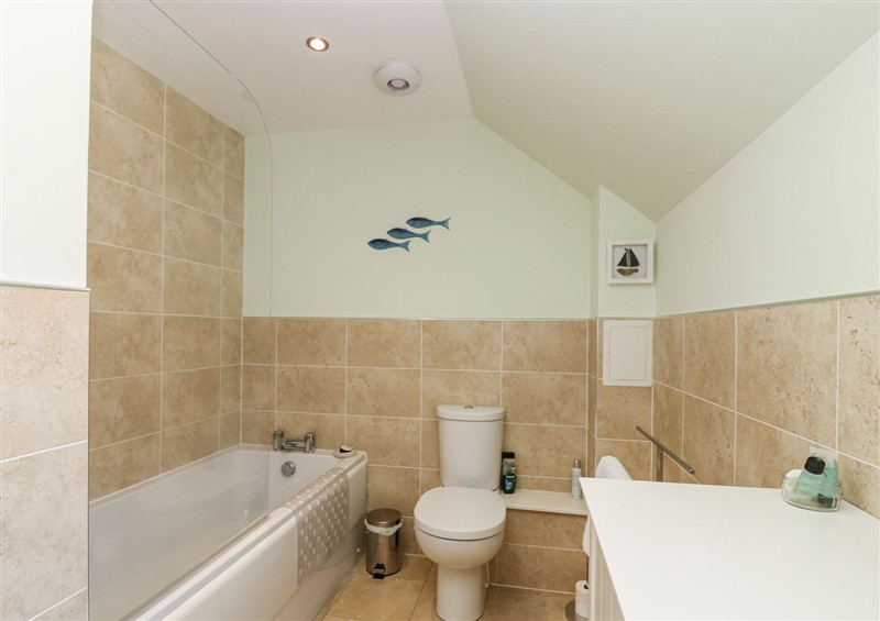 This is the bathroom (photo 3) at 6A Pitlethie Steading, Leuchars