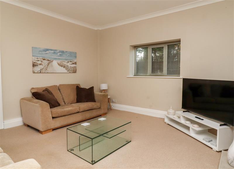 This is the living room (photo 2) at 6D Clifton Drive, Lytham St. Annes