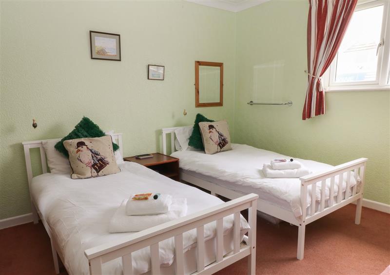A bedroom in 7 Atlantic Close (photo 2) at 7 Atlantic Close, Widemouth Bay