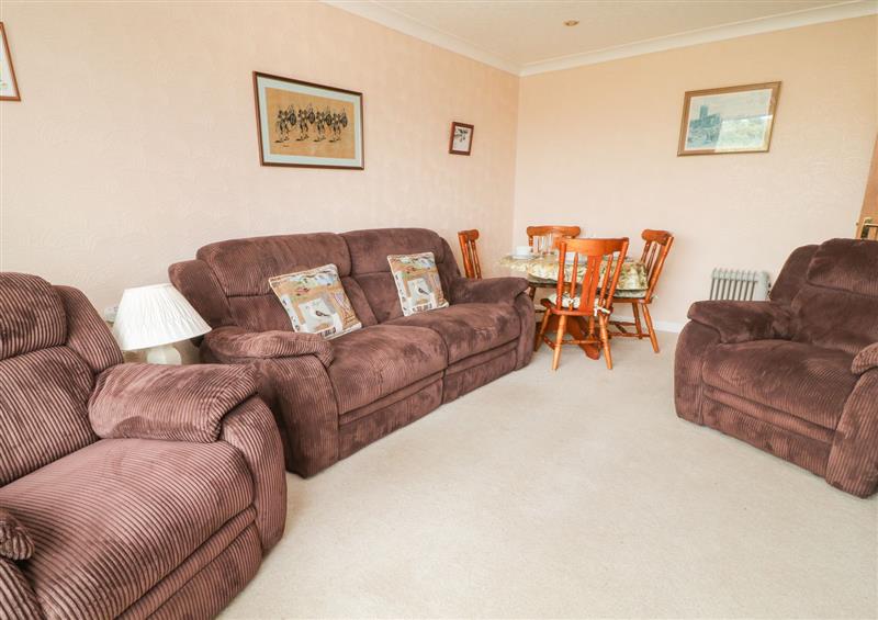 Relax in the living area (photo 3) at 7 Atlantic Close, Widemouth Bay
