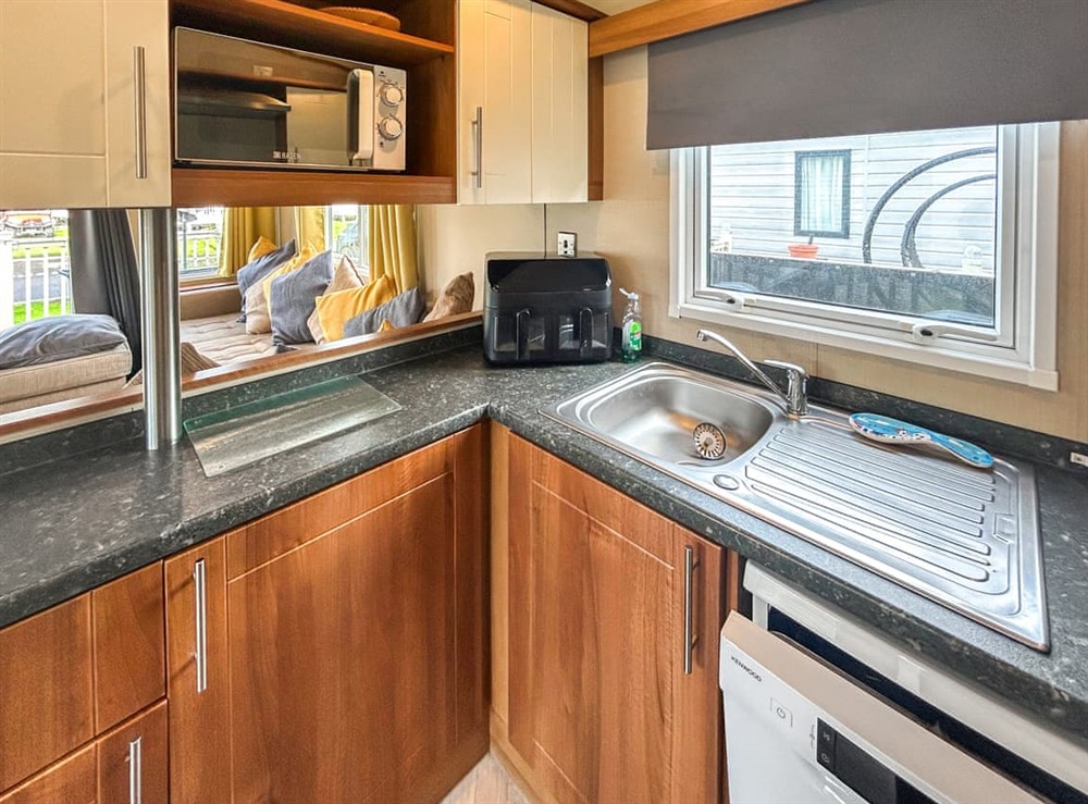 Kitchen area (photo 3) at 7 Burnham in Burnham-on-Sea, Somerset