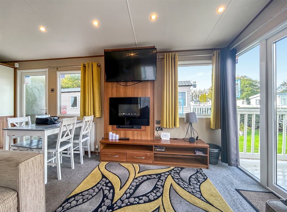 Open plan living space at 7 Burnham in Burnham-on-Sea, Somerset