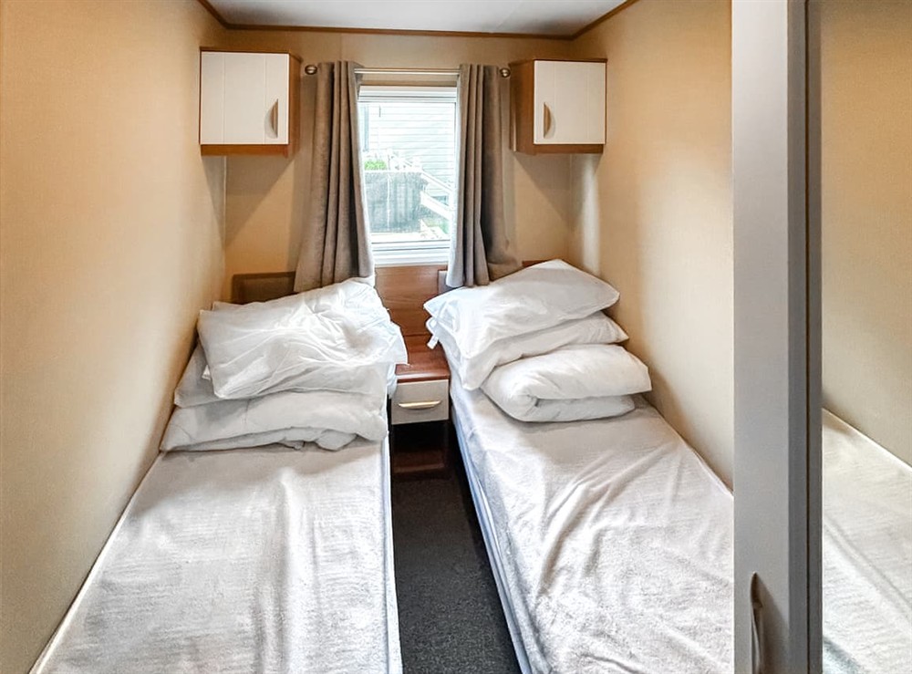 Twin bedroom at 7 Burnham in Burnham-on-Sea, Somerset