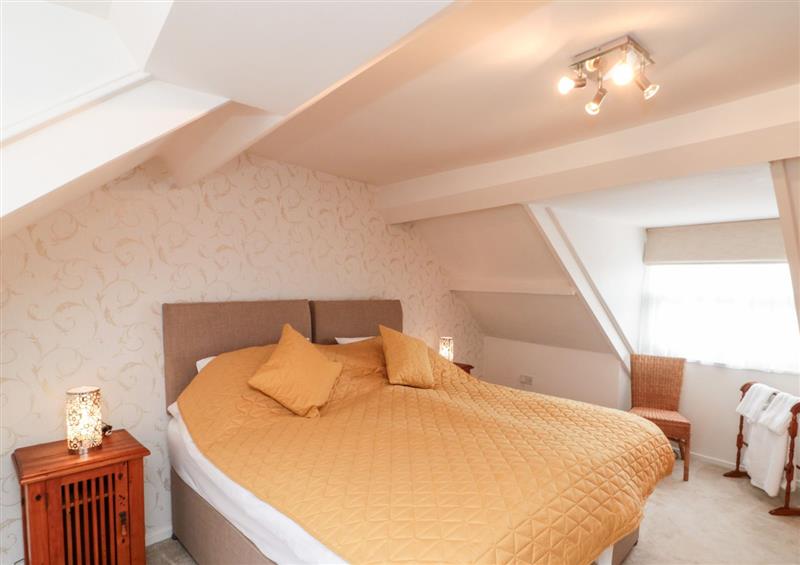 A bedroom in 7 Chapel Street (photo 2) at 7 Chapel Street, Flamborough