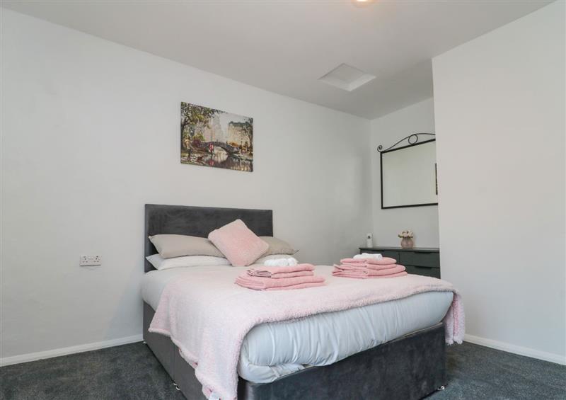 One of the 2 bedrooms at 7 Child Street, Brotton