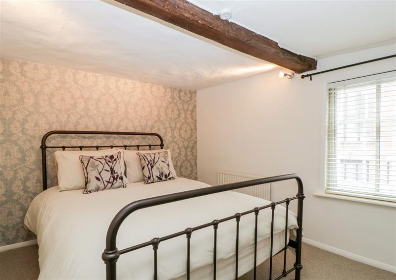 One of the 2 bedrooms at 7 Church Lane, Lymington