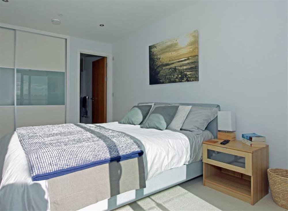 Double bedroom (photo 3) at 7 Cribbar in , Newquay