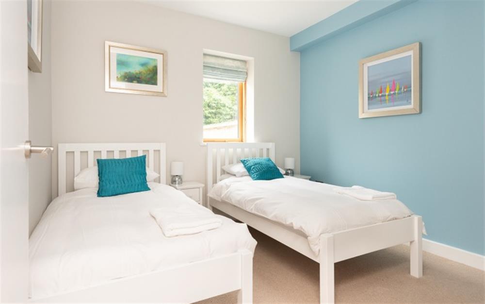 The twin bedroom  at 7 Dufour in East Allington