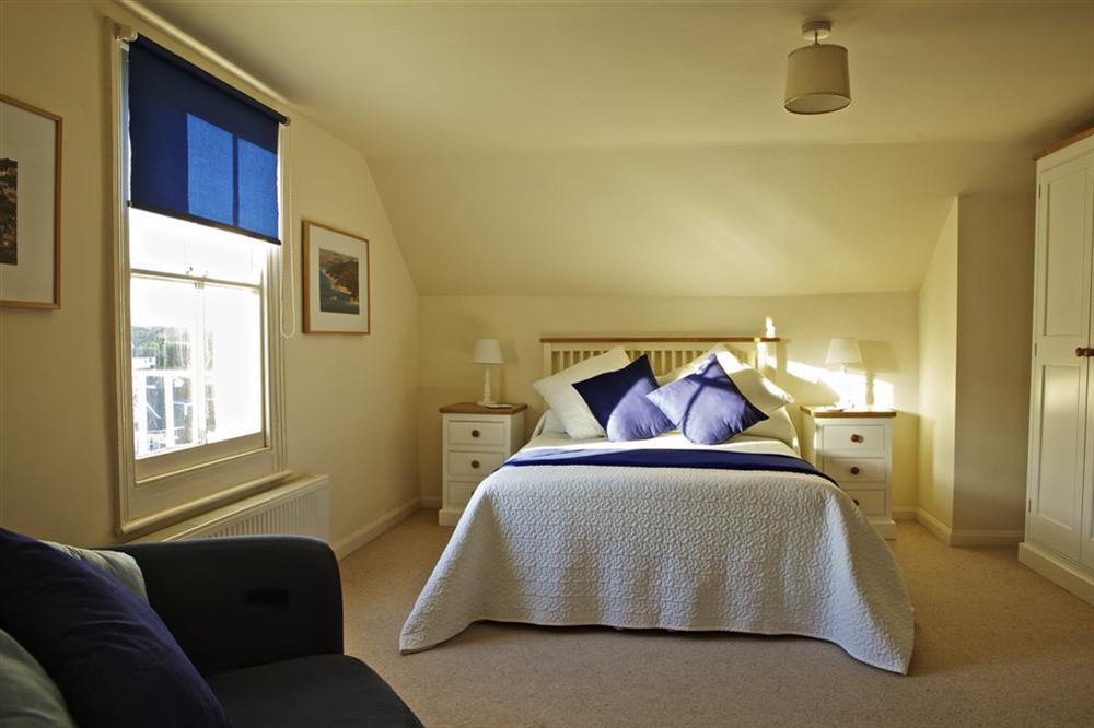 Master Bedroom at 7 Glenthorne House in , Salcombe