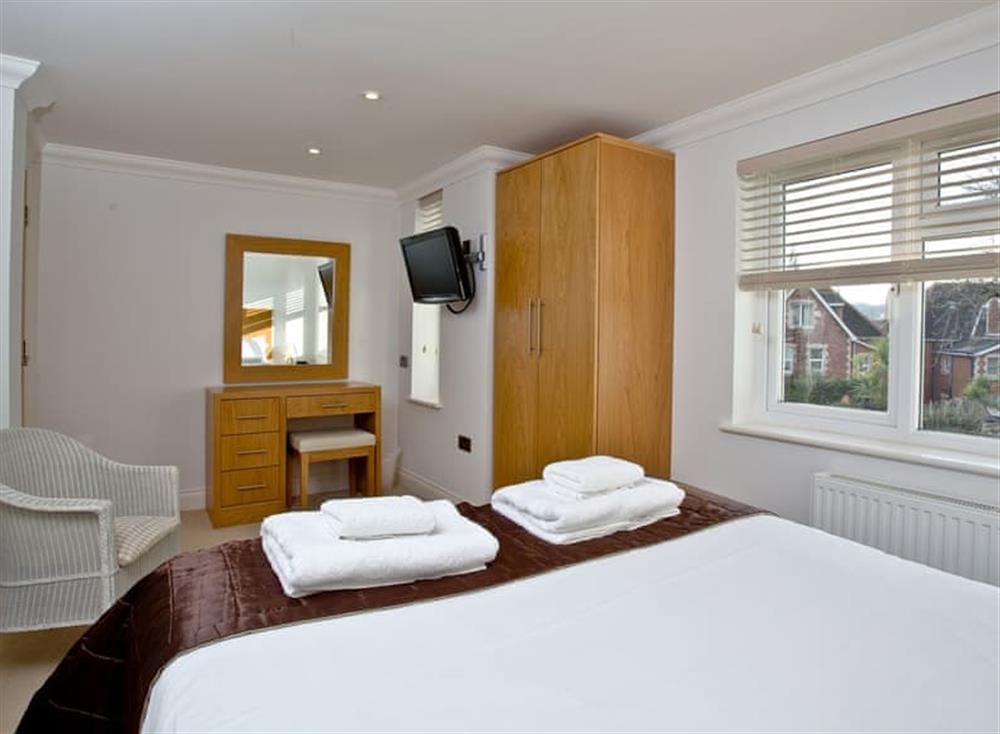 Double bedroom (photo 3) at 7 Goodrington Lodge in , Paignton