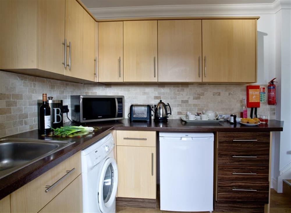 Kitchen (photo 6) at 7 Goodrington Lodge in , Paignton