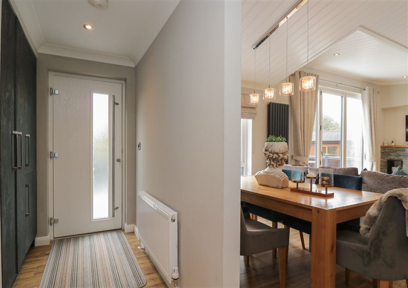 This is the living room (photo 3) at 7 Lake View, Windermere